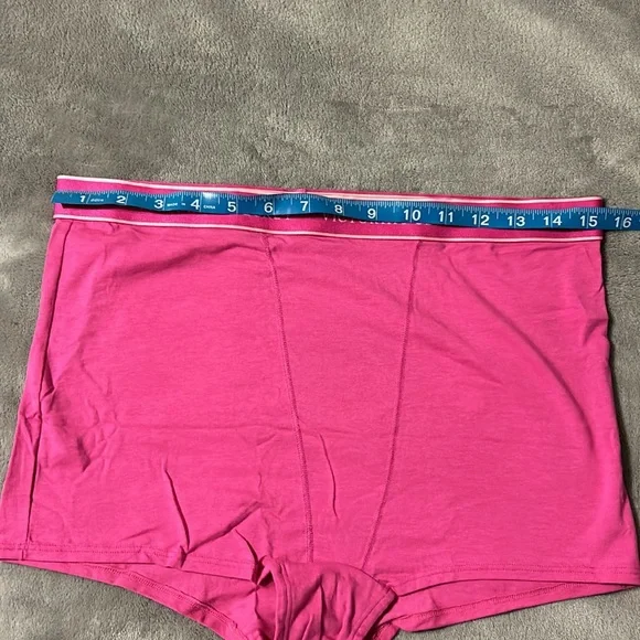 Victorias Secret Pink Boxer Shorts Underwear NWT Barbie Pink - Picture 5 of 5